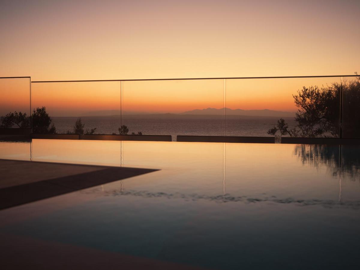 Uparati Villa - Hilltop Sea View Retreat 蒂锡利维 外观 照片